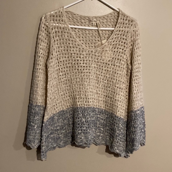 Hem &Thread sweater Size S - Picture 7 of 7